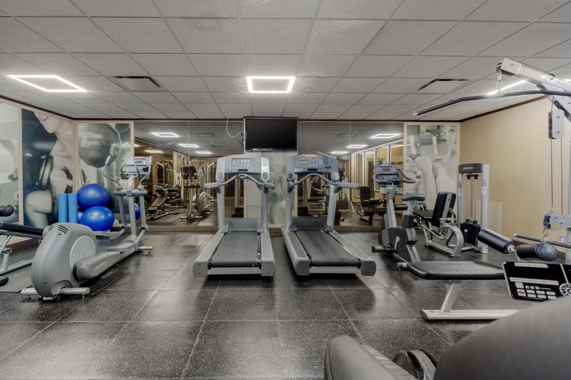 Best Western Premier Denham Inn & Suites Leduc Εξωτερικό φωτογραφία
