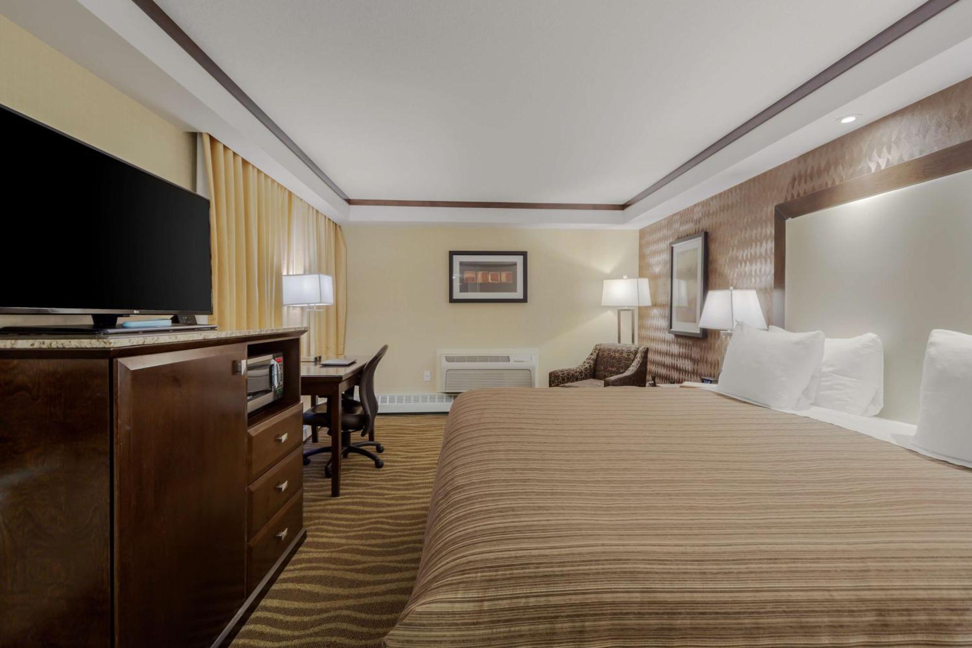 Best Western Premier Denham Inn & Suites Leduc Εξωτερικό φωτογραφία